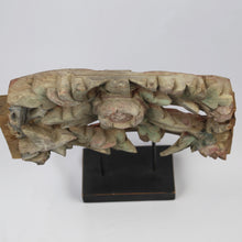 Load image into Gallery viewer, Woodcarving with Stand