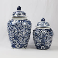 Load image into Gallery viewer, Large Ginger Jar