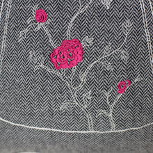 Load image into Gallery viewer, Artist Design Pillow Case