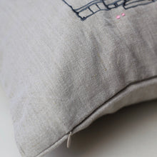 Load image into Gallery viewer, Artist Design Pillow Case